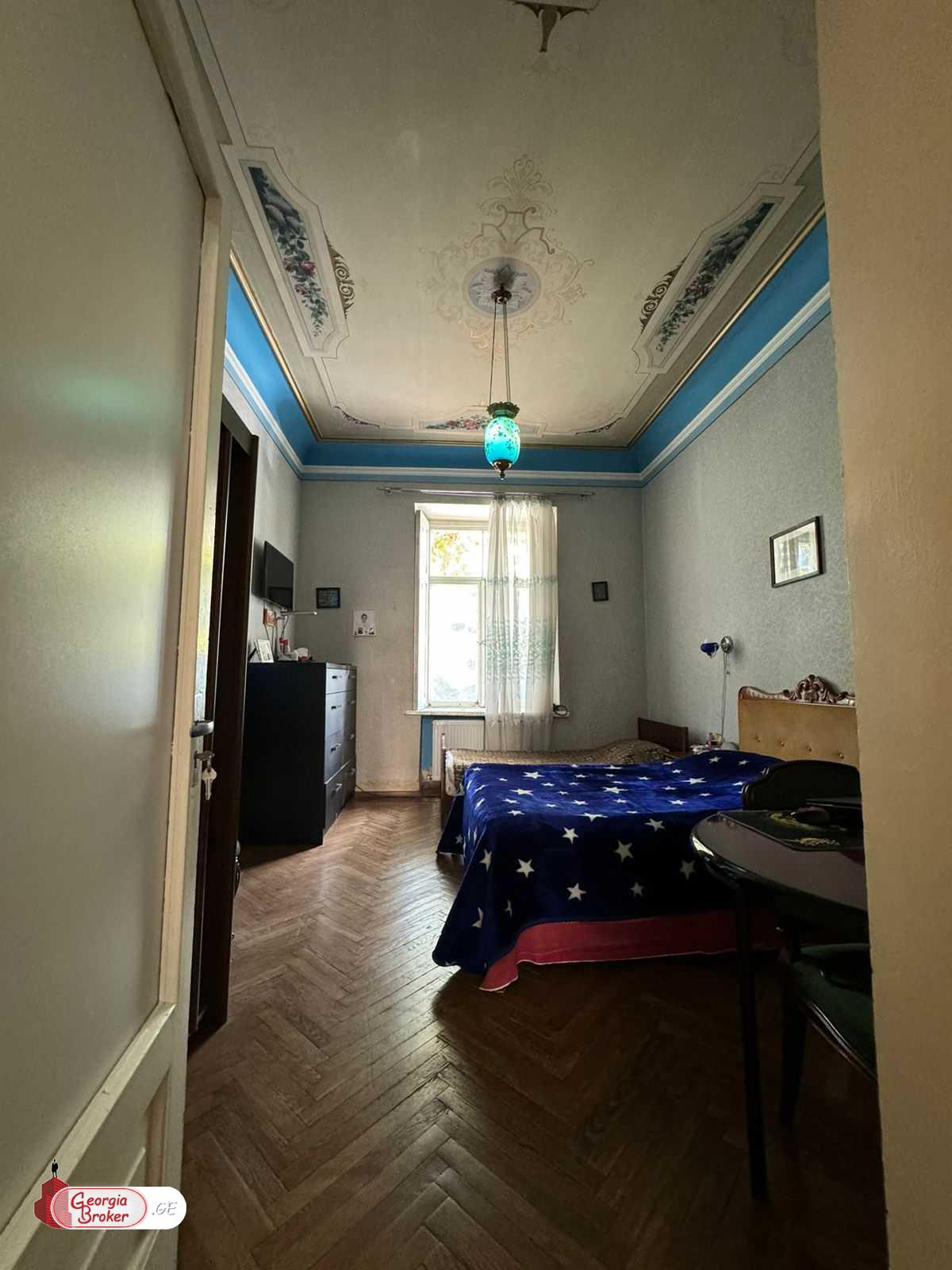 old repaired 4-room apartment for sale