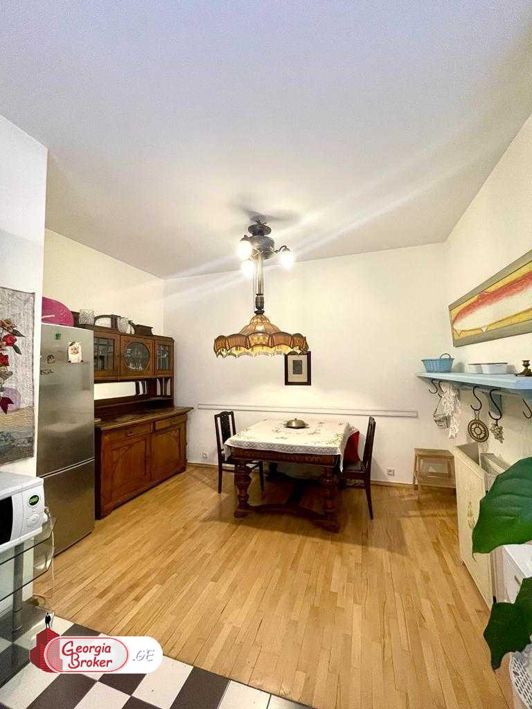 nearly repaired 5-room apartment for sale