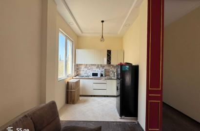 იყიდება ახალი გარემონტებული 4 ოთახიანი სახლი