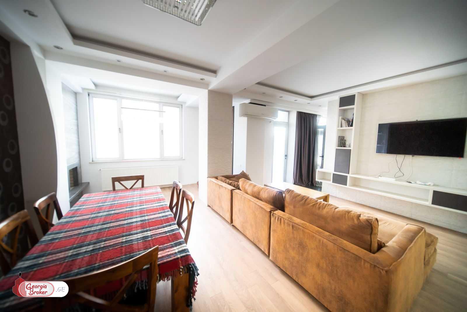 იყიდება ახალი გარემონტებული 5 ოთახიანი ბინა