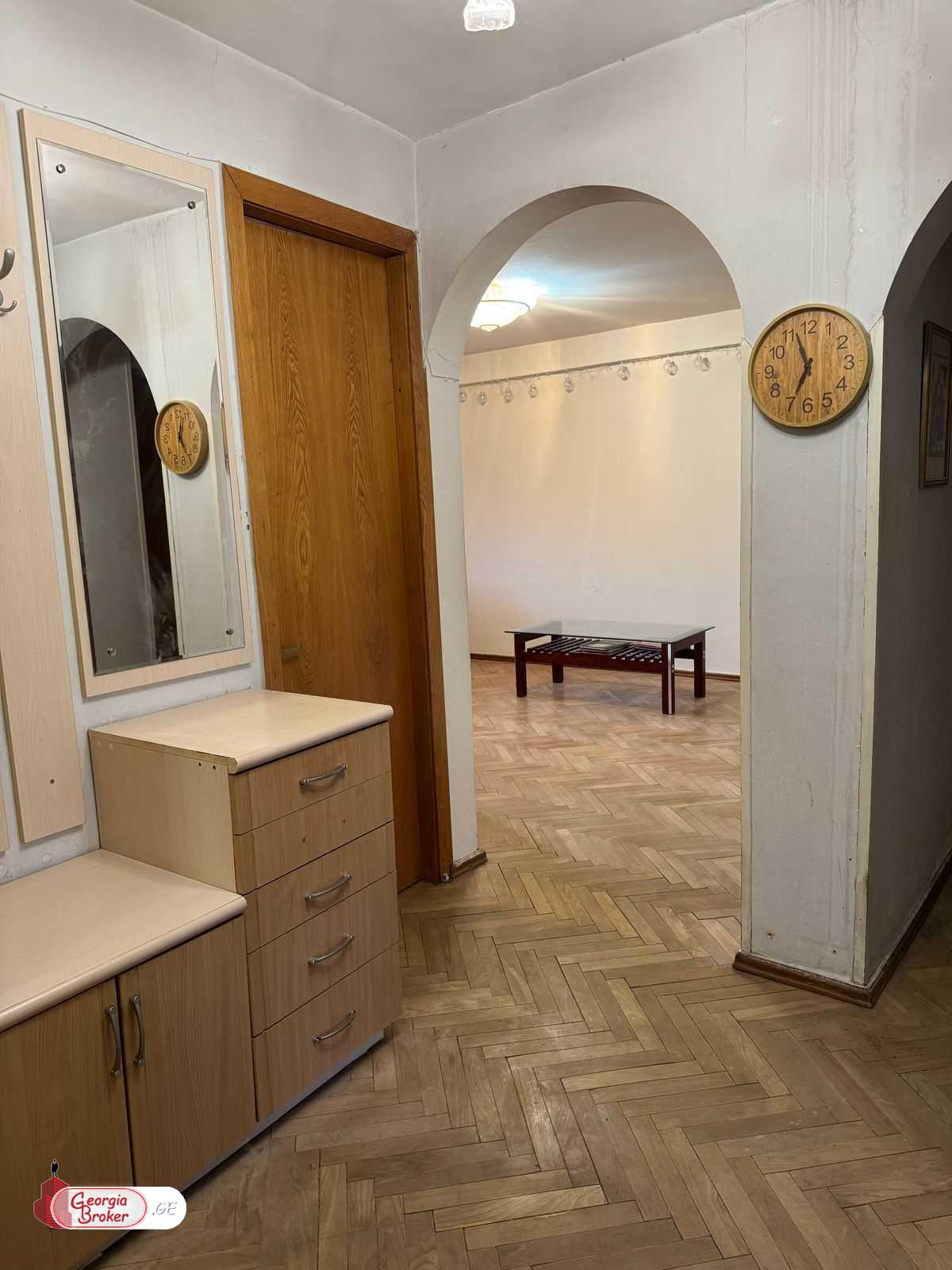 nearly repaired 3-room apartment for sale