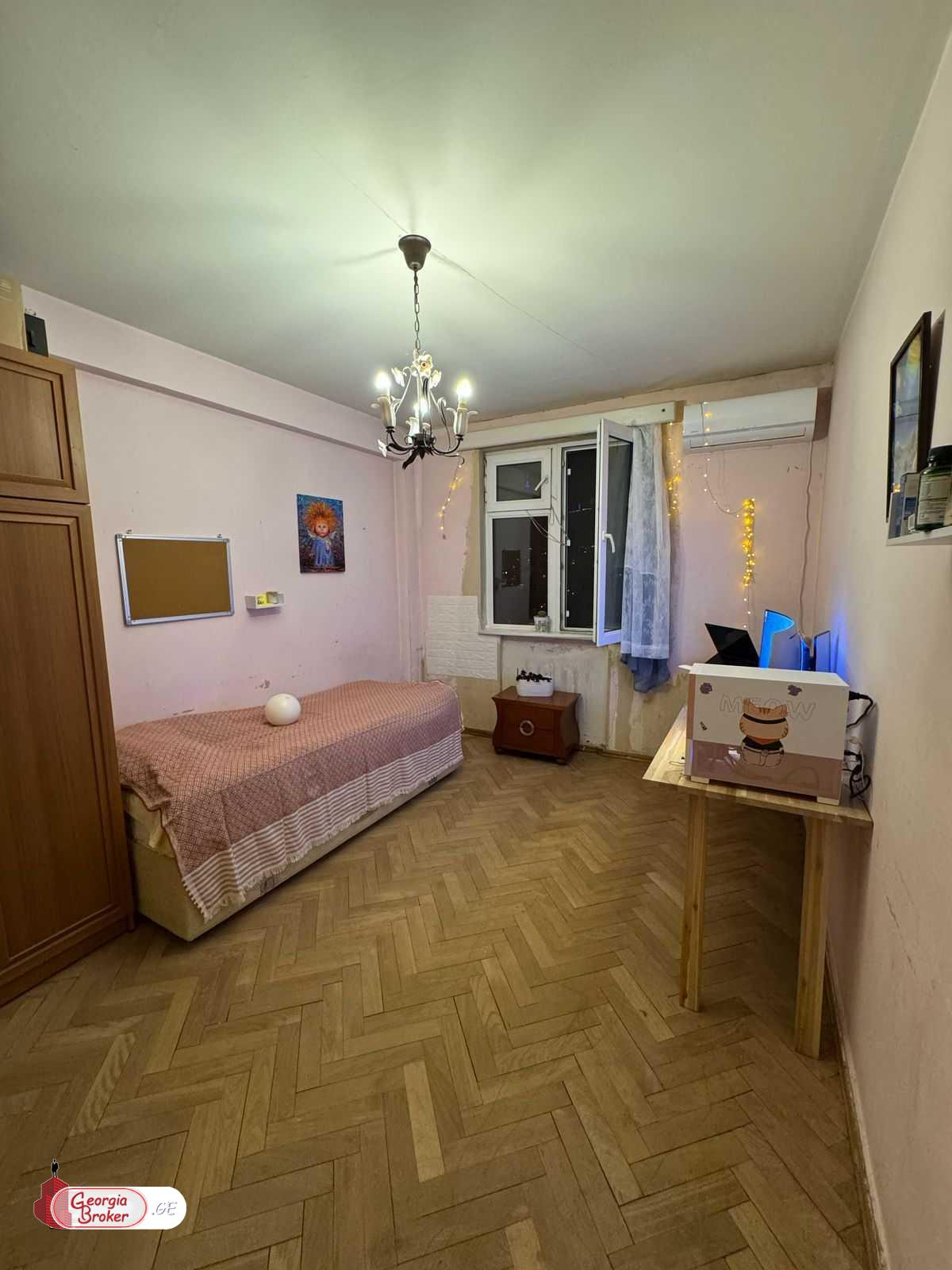 nearly repaired 3-room apartment for sale