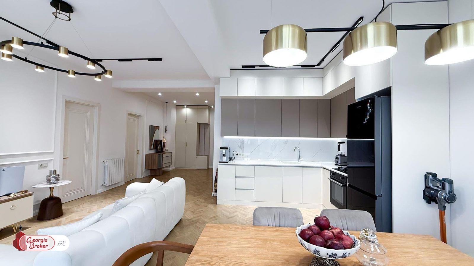 nearly repaired 3-room apartment for sale