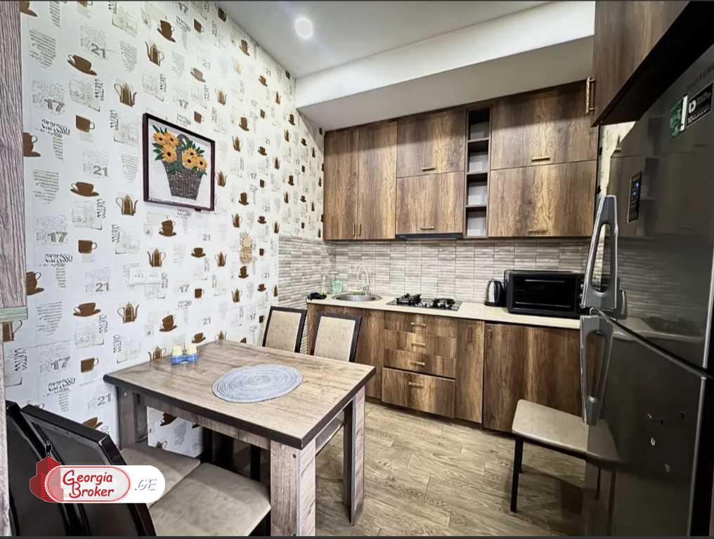 nearly repaired 3-room apartment for sale