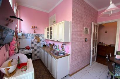 იყიდება ახალი გარემონტებული 4 ოთახიანი ბინა