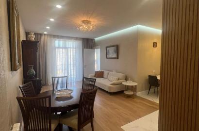 იყიდება ახალი გარემონტებული 4 ოთახიანი ბინა