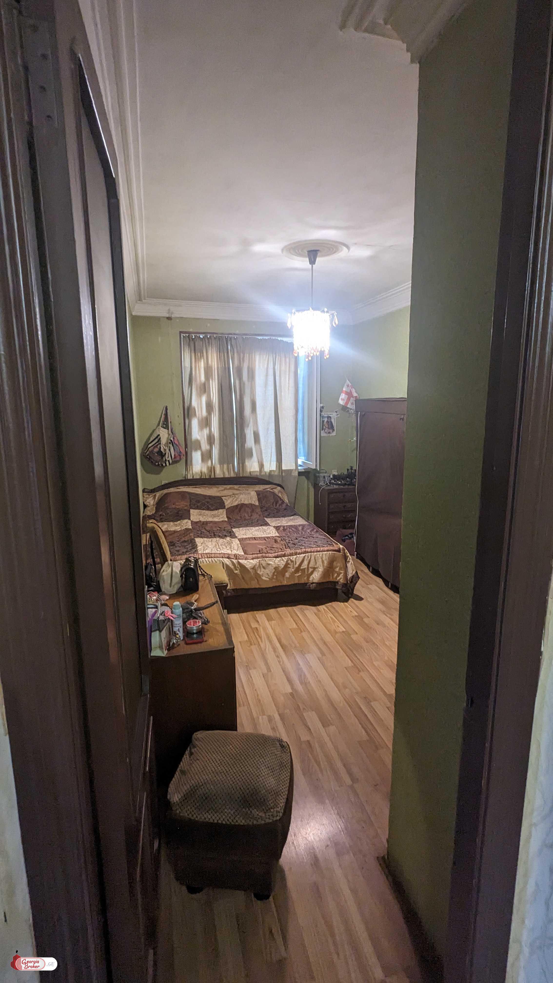 old repaired 3-room apartment for sale