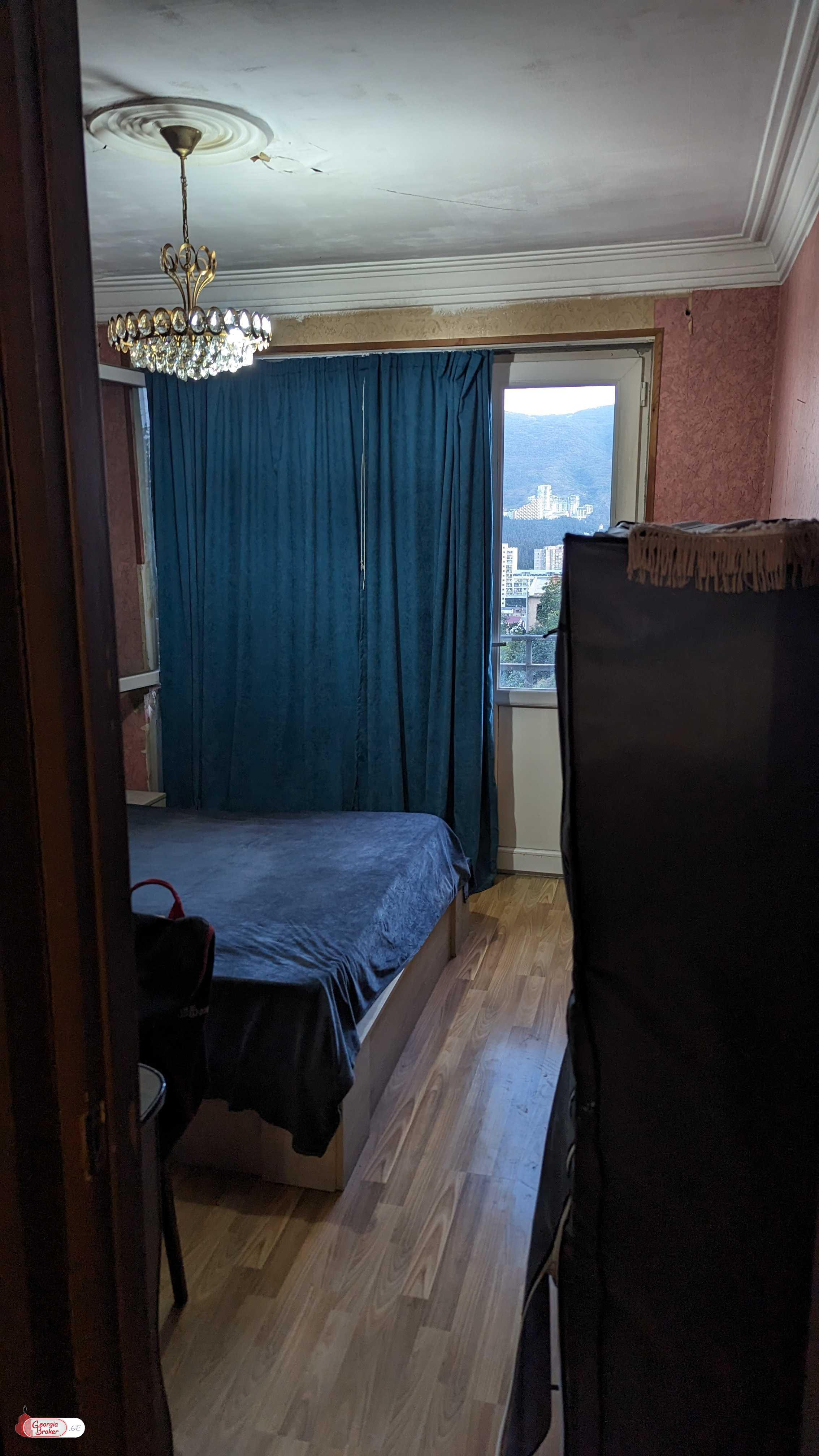 old repaired 3-room apartment for sale