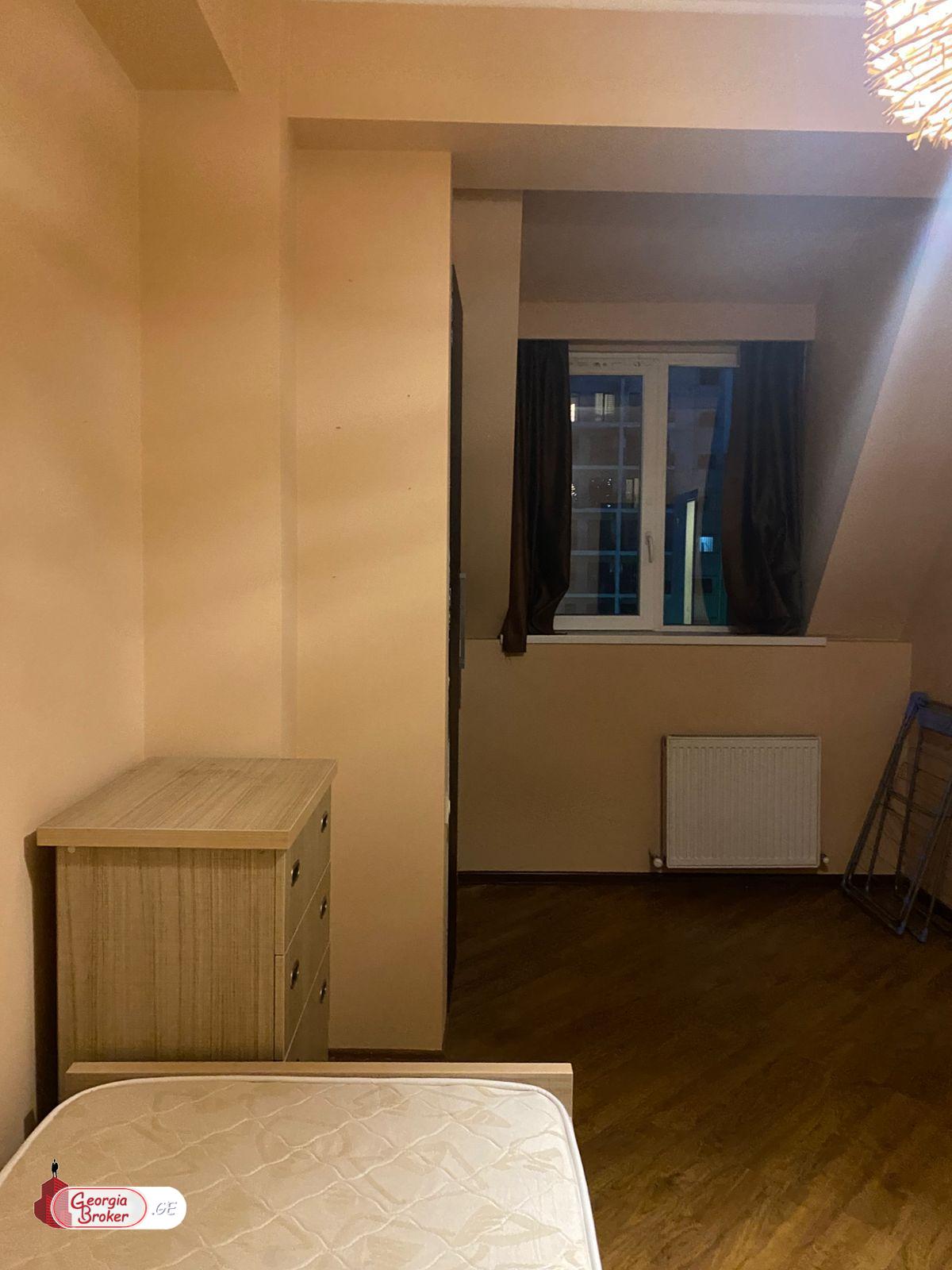 nearly repaired 3-room apartment for sale