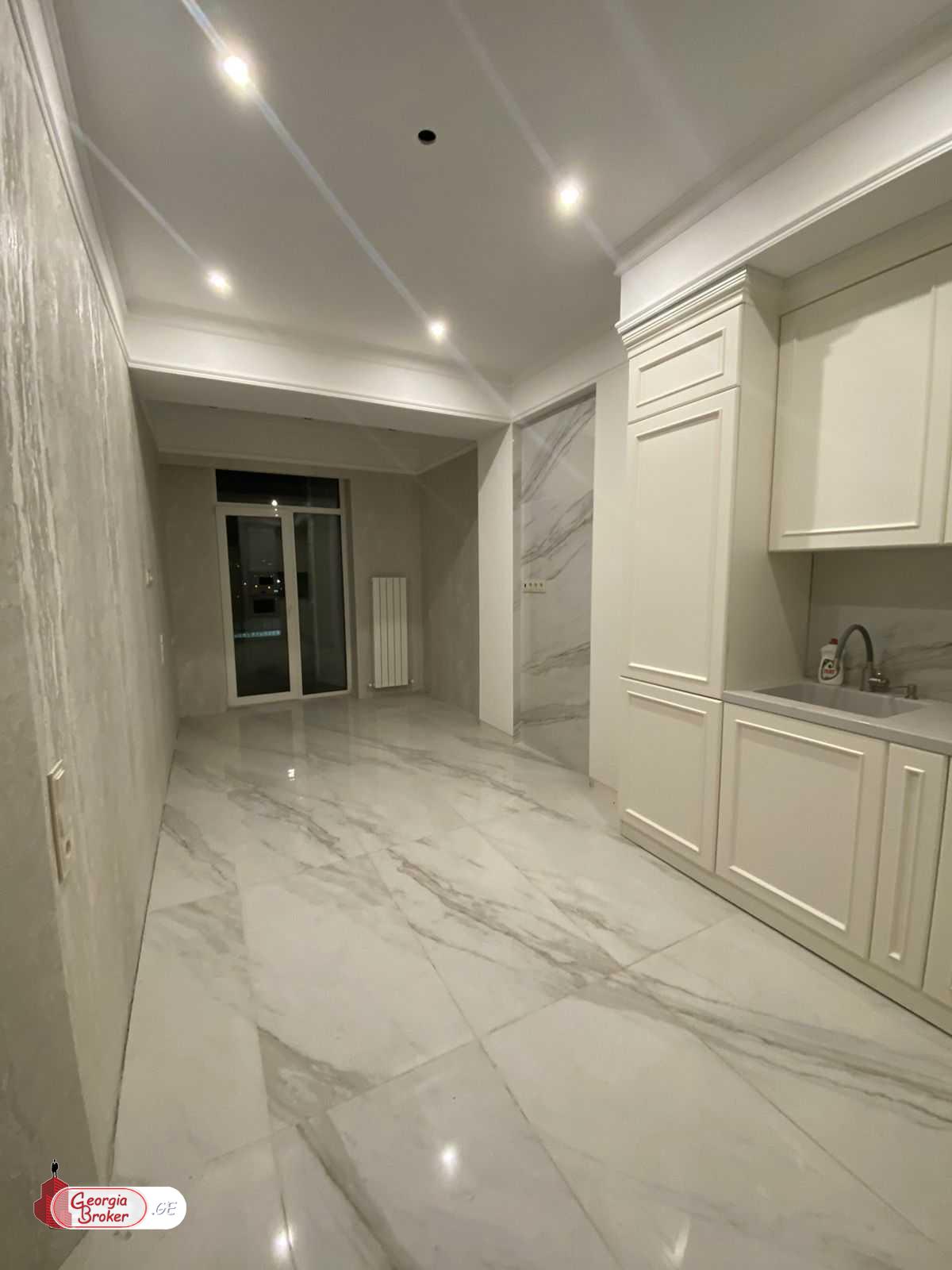 nearly repaired 3-room apartment for sale