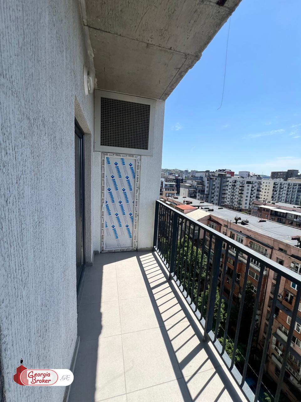 nearly repaired 3-room apartment for sale