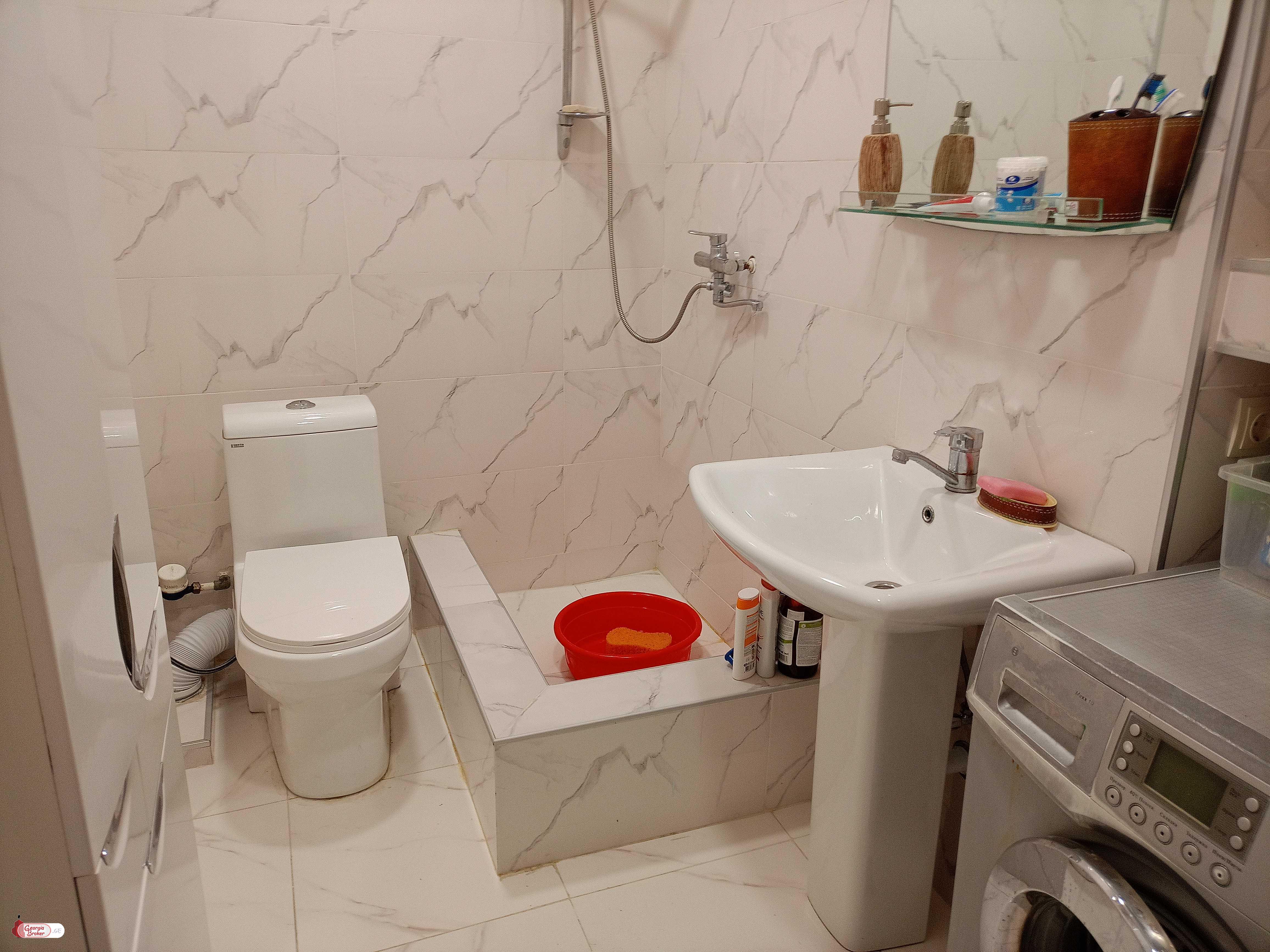 nearly repaired 3-room apartment for sale