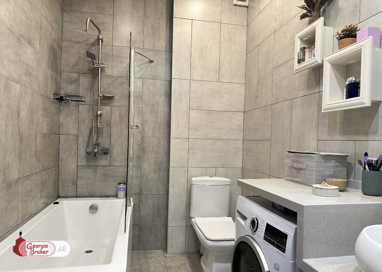 nearly repaired 3-room apartment for sale