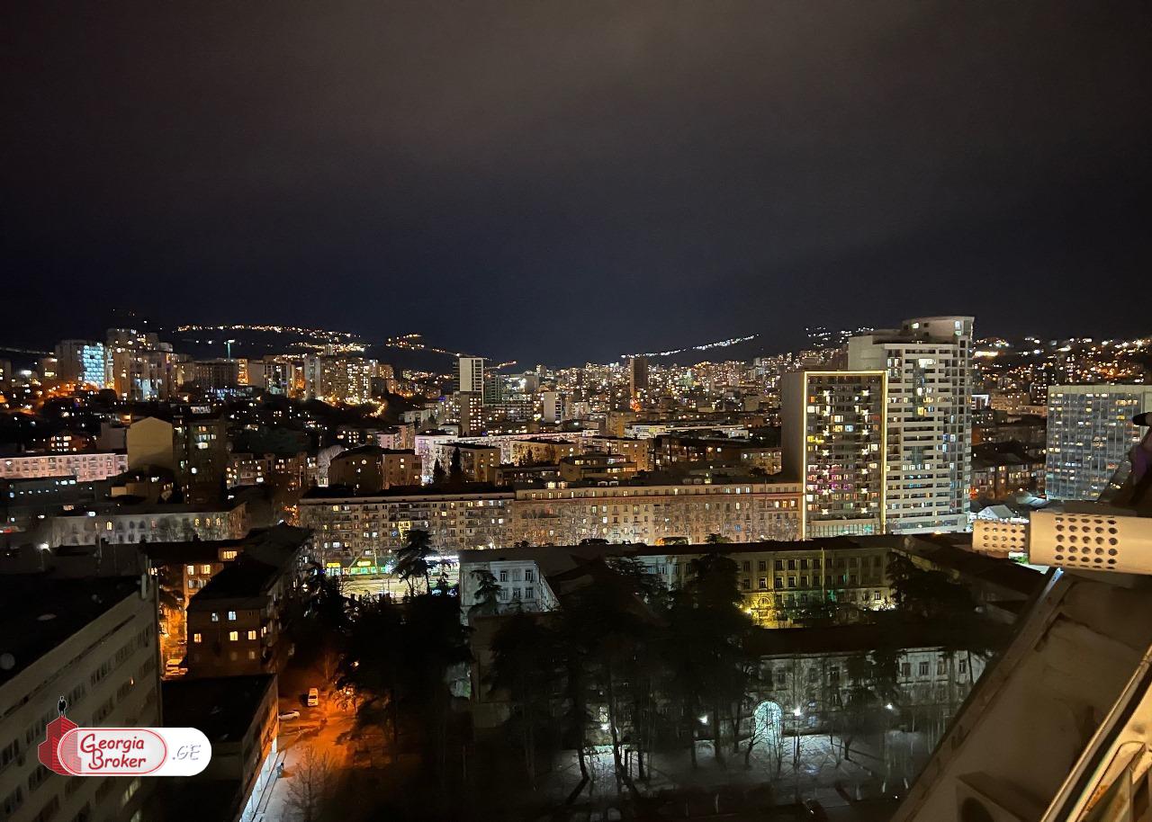 nearly repaired 4-room apartment for sale