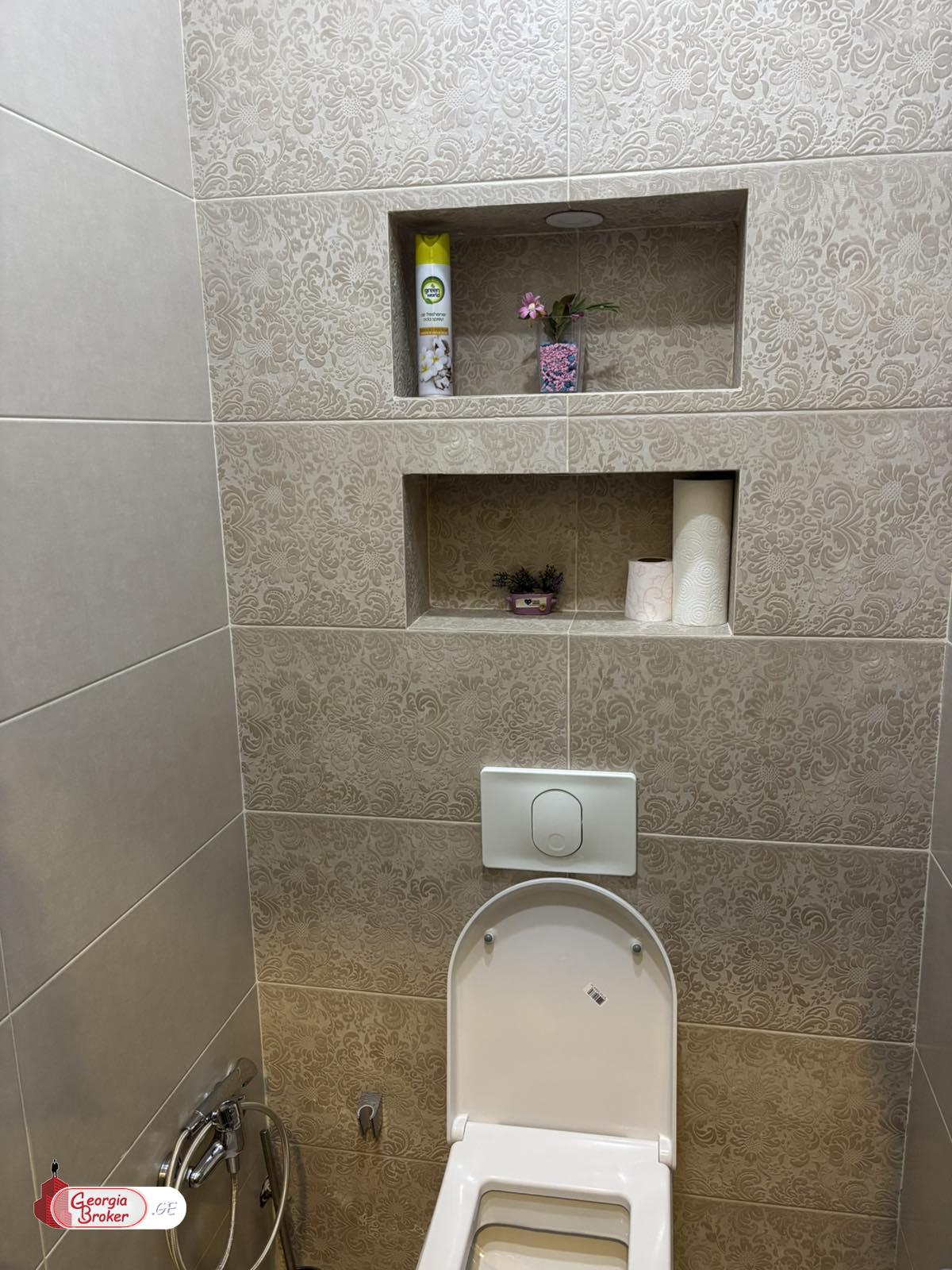 nearly repaired 5-room apartment for sale