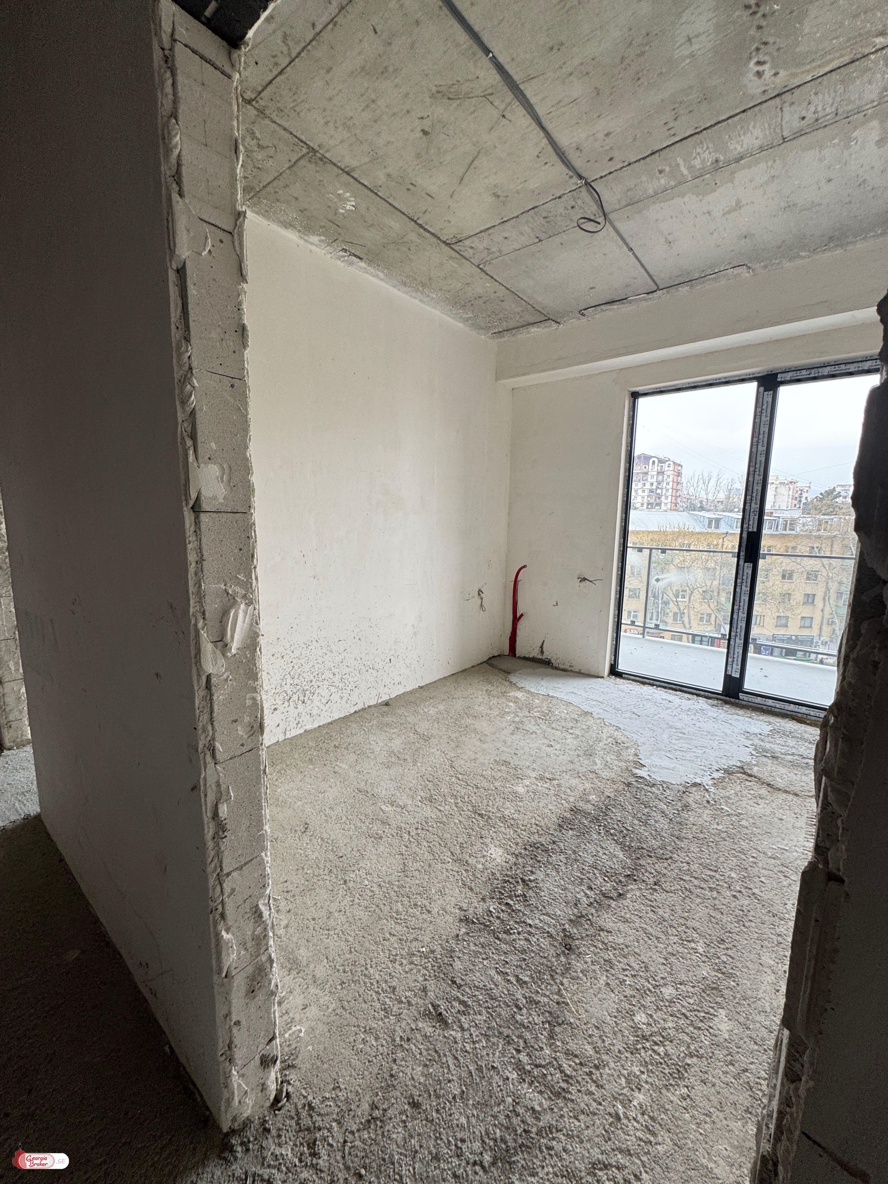 продается квартира новостройка 4-комнаты