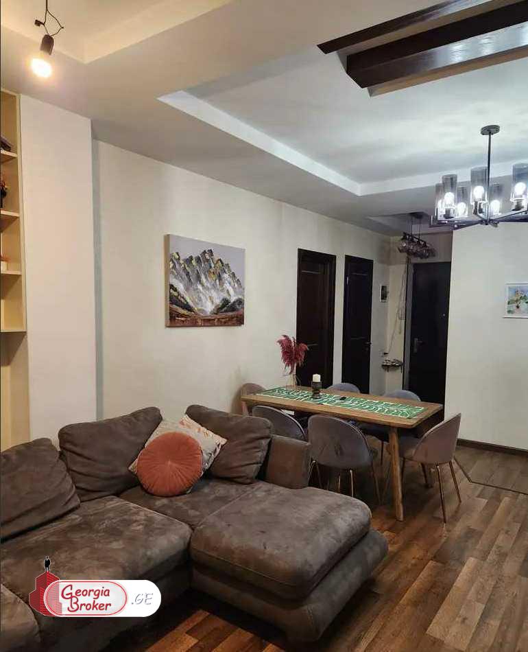 nearly repaired 4-room apartment for sale