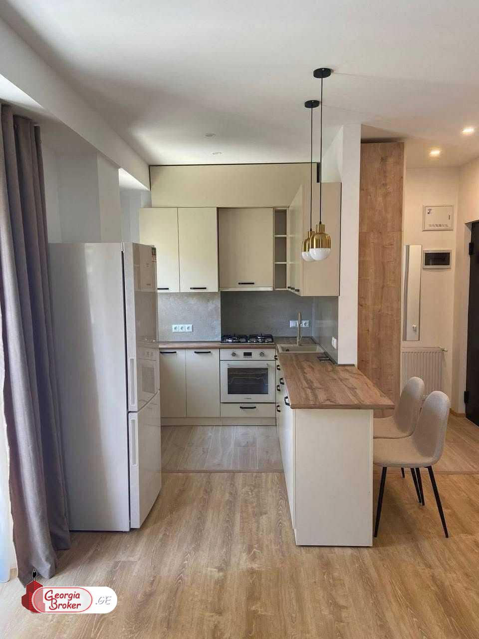 nearly repaired 2-room apartment for sale