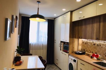 продается квартира с новым ремонтом 4-комнаты