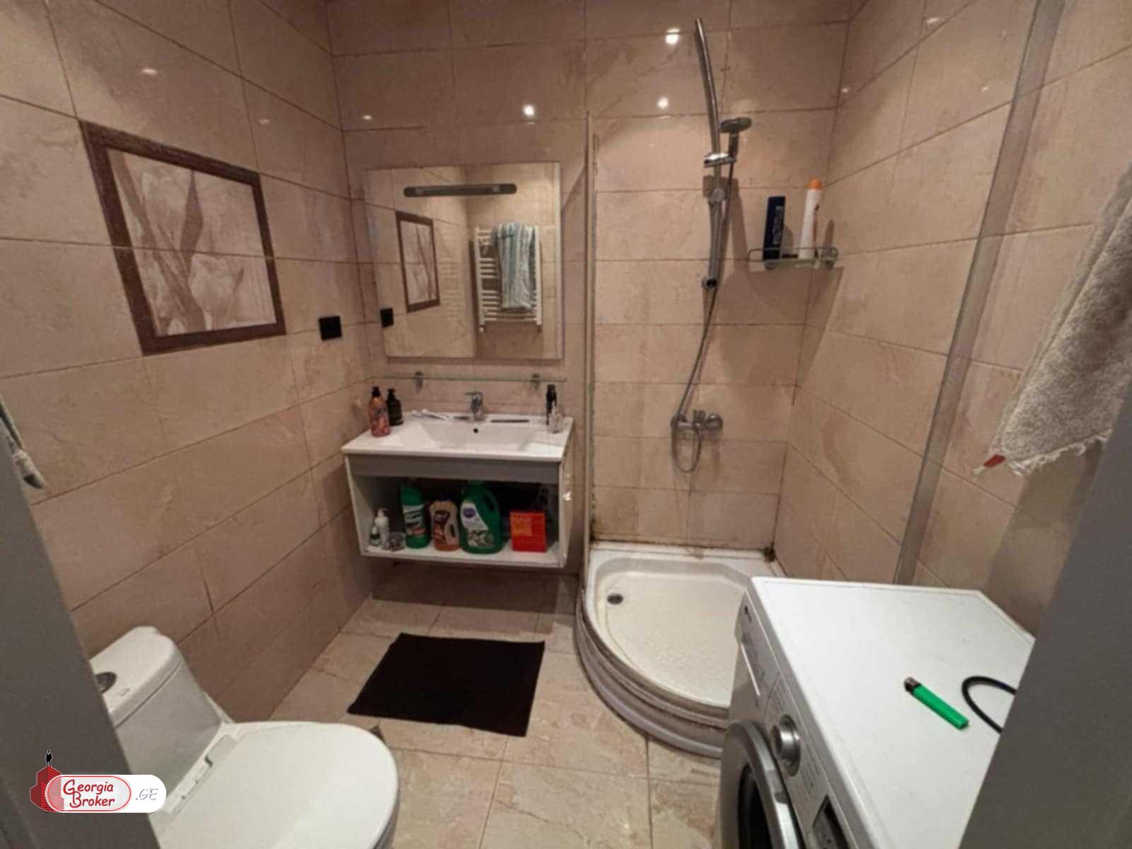 продается квартира с новым ремонтом 2-комнаты