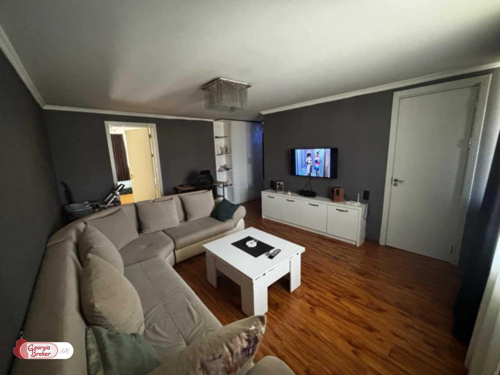 продается квартира с новым ремонтом 2-комнаты