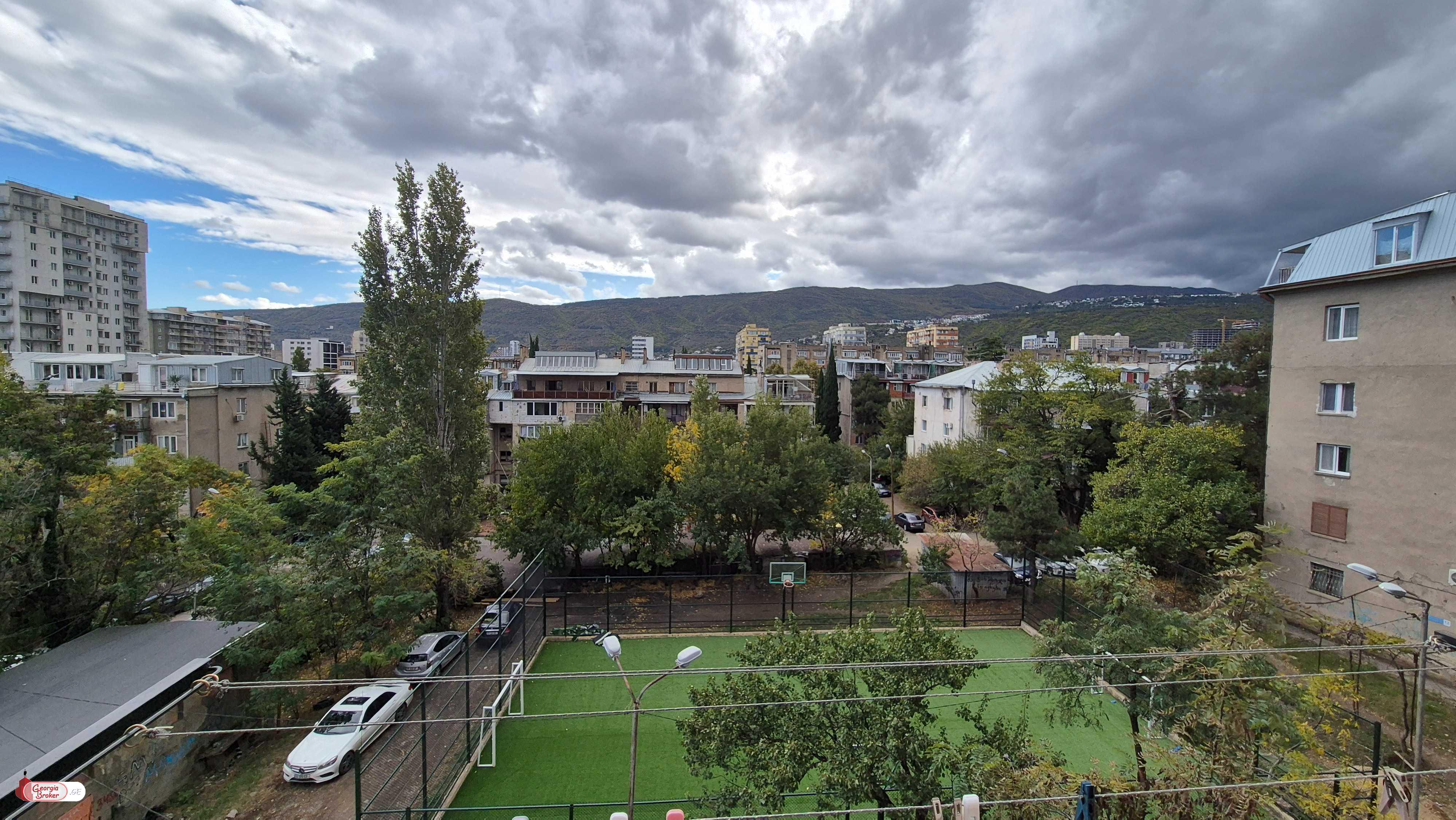 nearly repaired 4-room apartment for sale