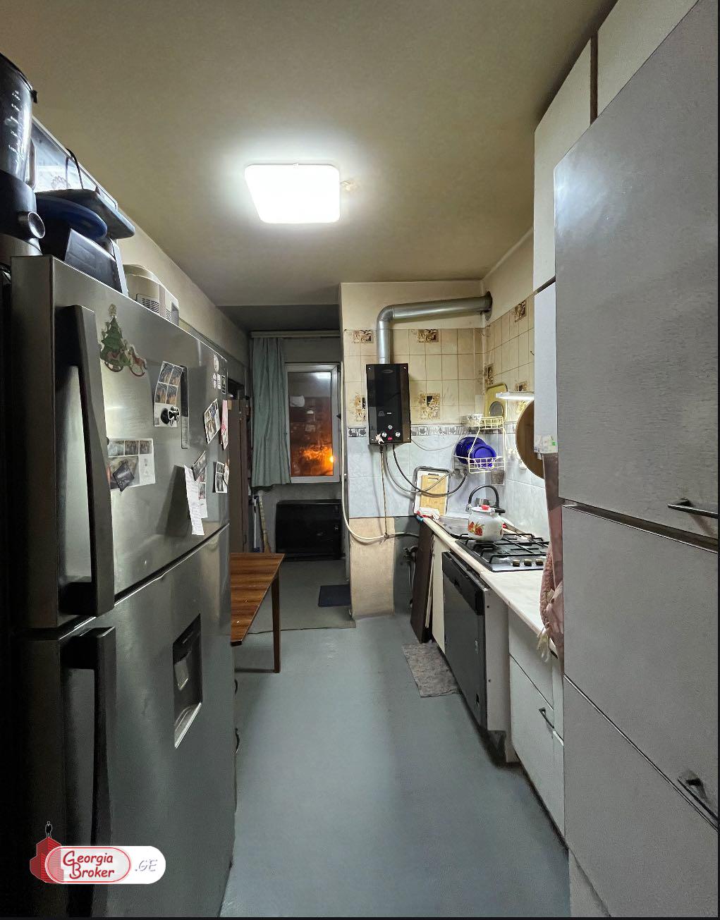 old repaired 3-room apartment for sale