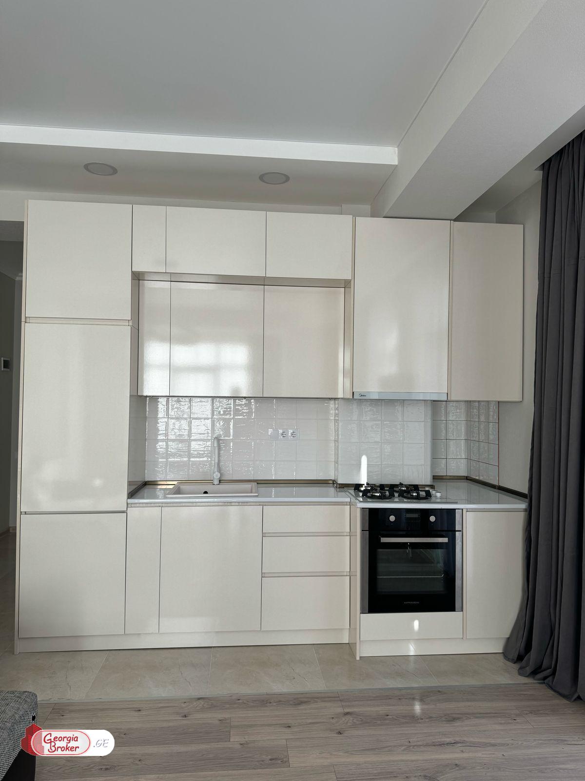 продается квартира с новым ремонтом 2-комнаты