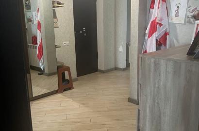 იყიდება ახალი გარემონტებული 3 ოთახიანი ბინა