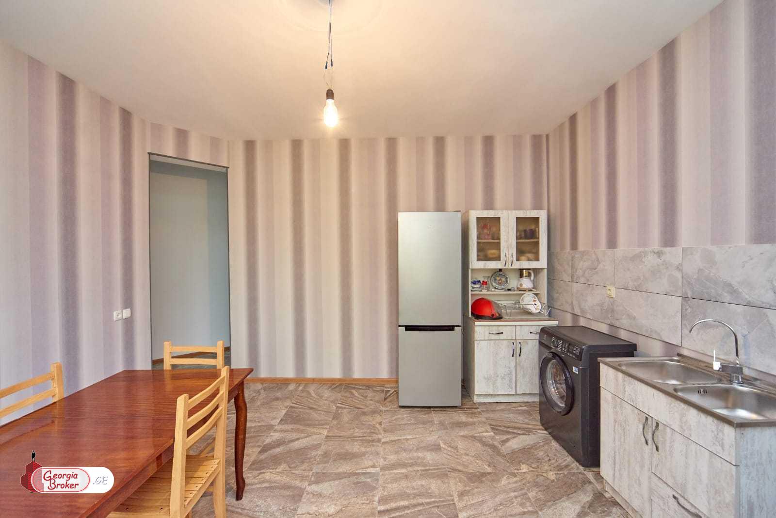 nearly repaired 6-room house for sale