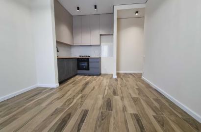 продается квартира с новым ремонтом 3-комнаты