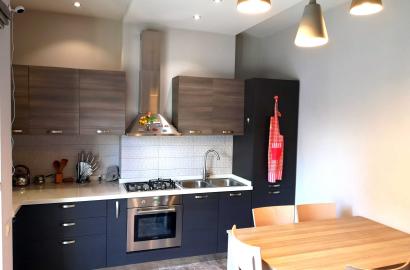 იყიდება ახალი გარემონტებული 4 ოთახიანი ბინა