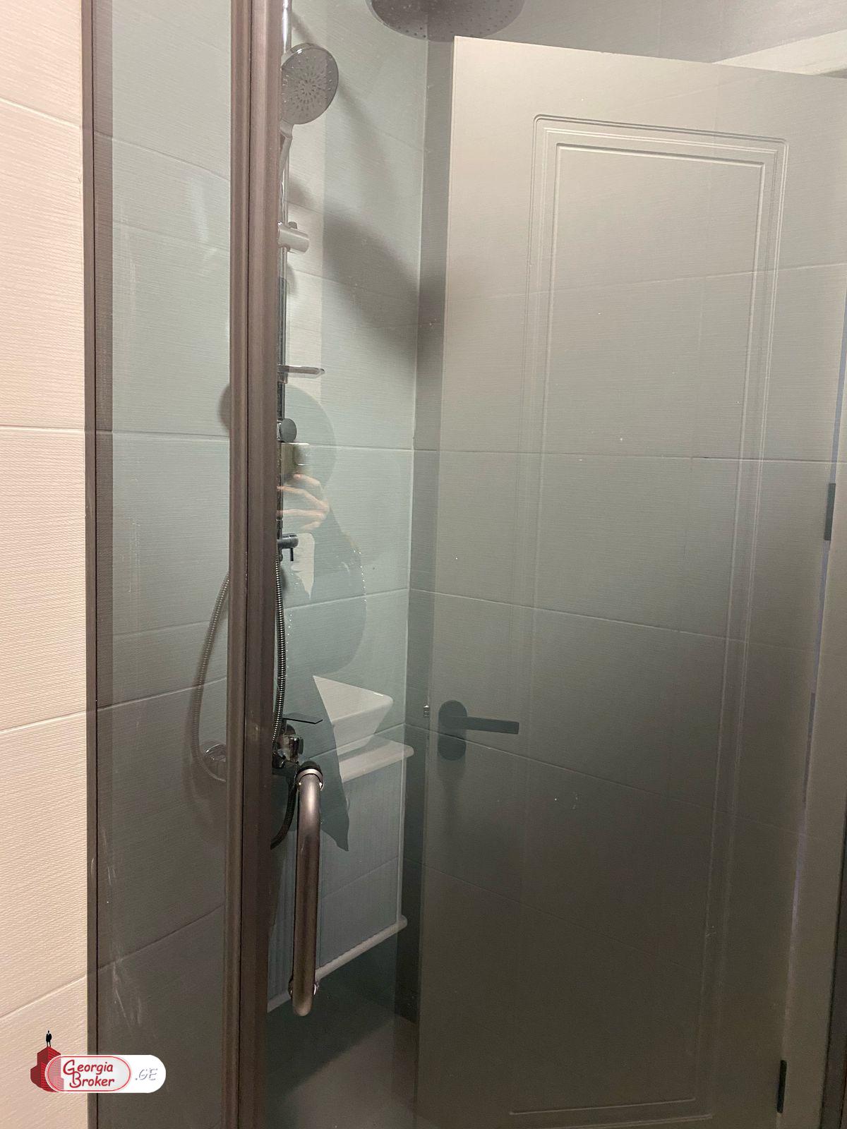 nearly repaired 3-room apartment for sale