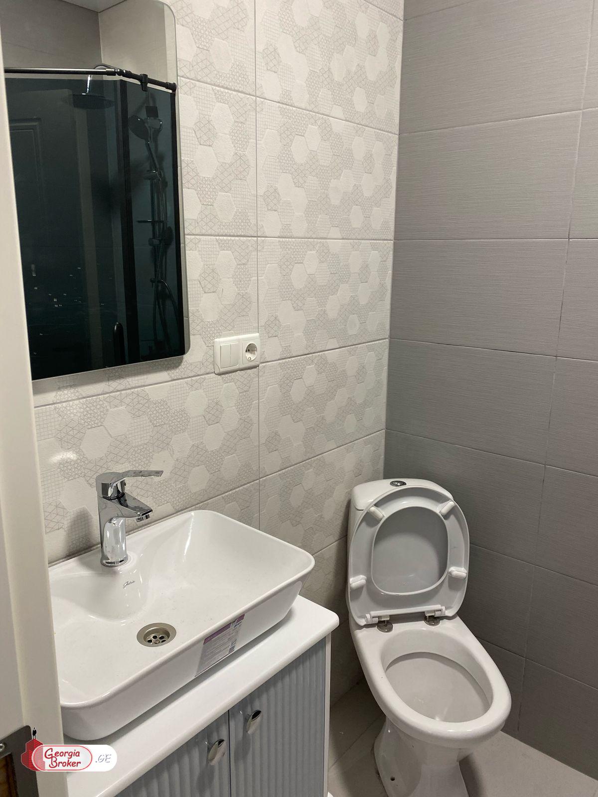 nearly repaired 3-room apartment for sale