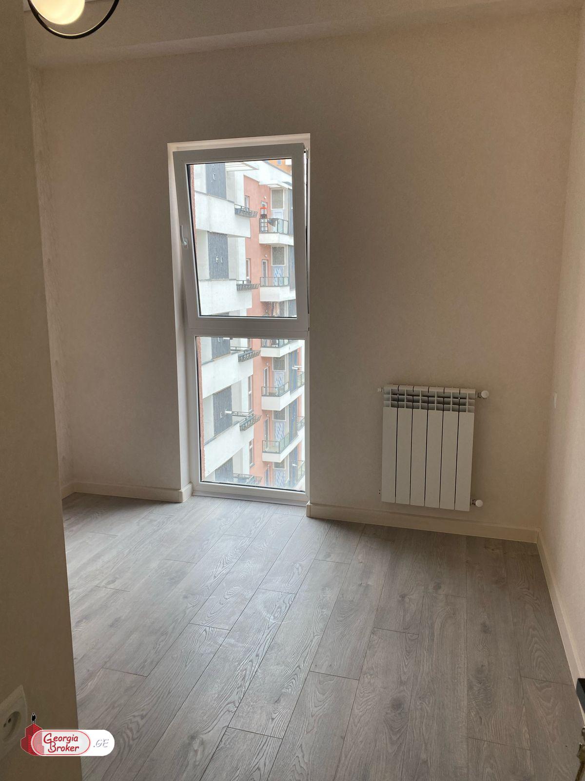 nearly repaired 3-room apartment for sale