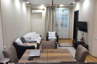 продается квартира с новым ремонтом 4-комнаты