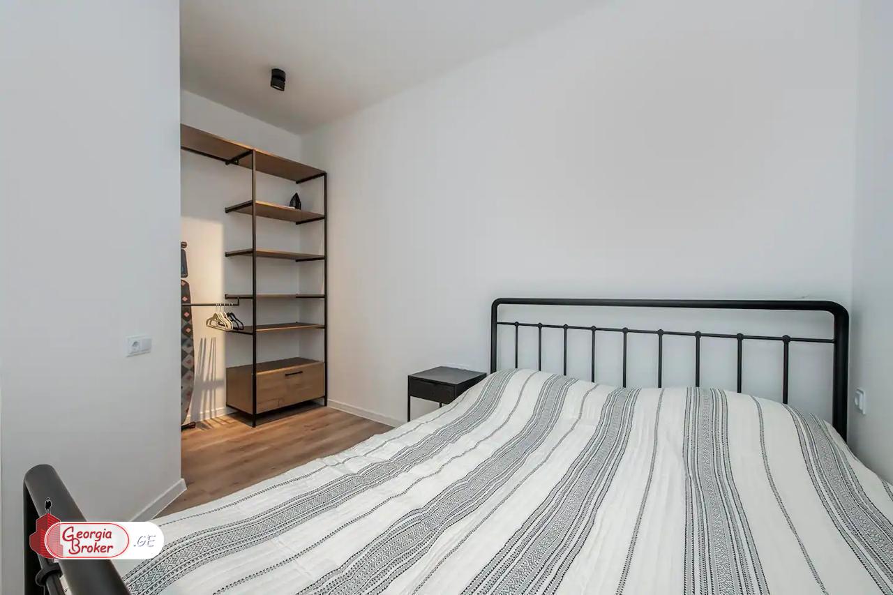 продается квартира с новым ремонтом 2-комнаты