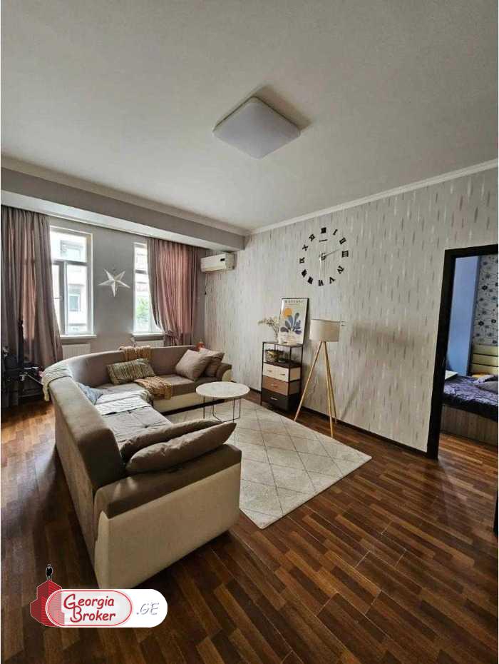 продается квартира с новым ремонтом 2-комнаты