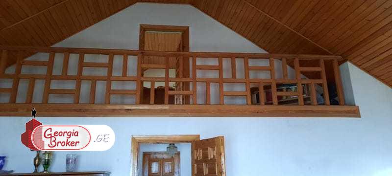 old repaired 6-room house for sale