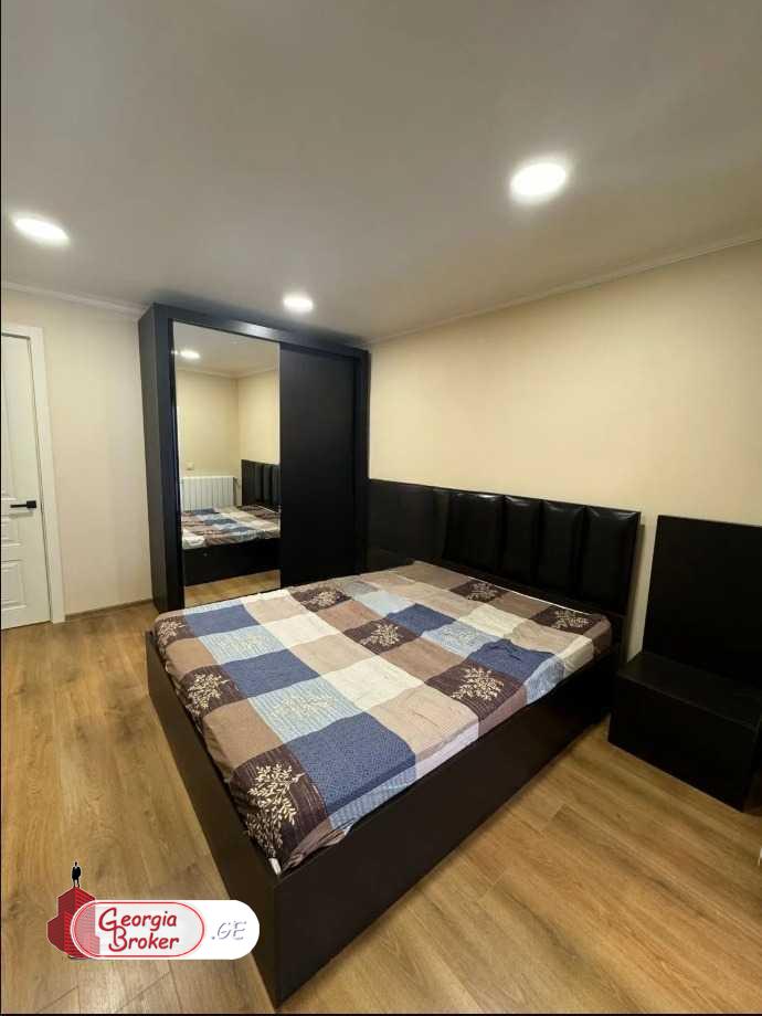 nearly repaired 5-room apartment for sale