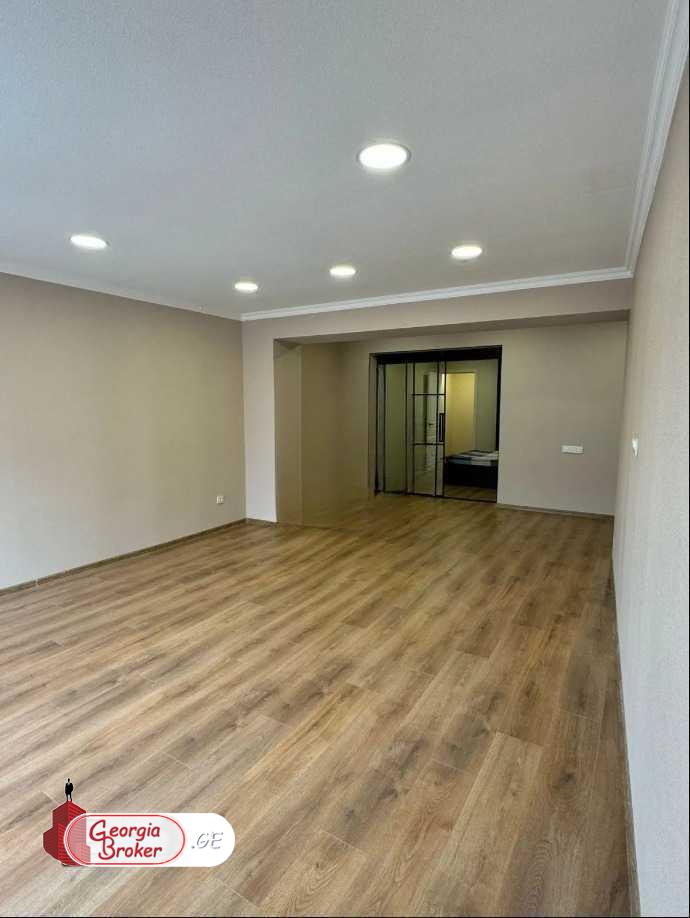 nearly repaired 5-room apartment for sale