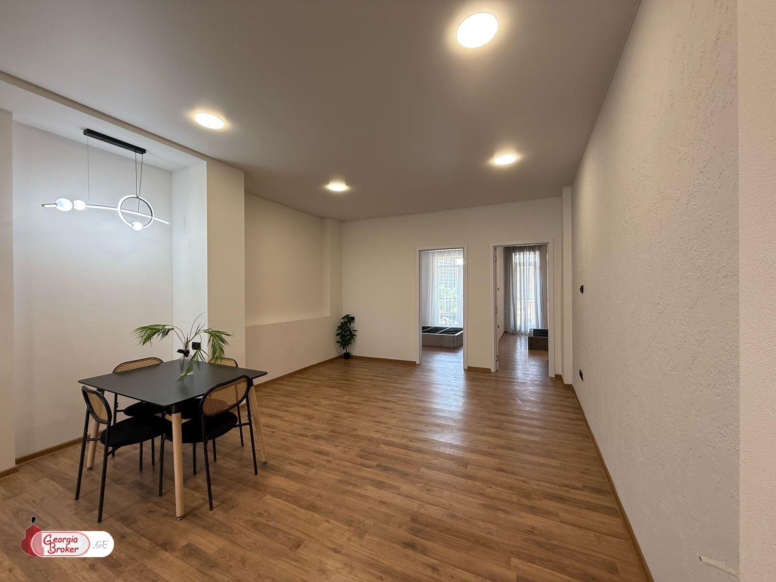 nearly repaired 3-room apartment for sale