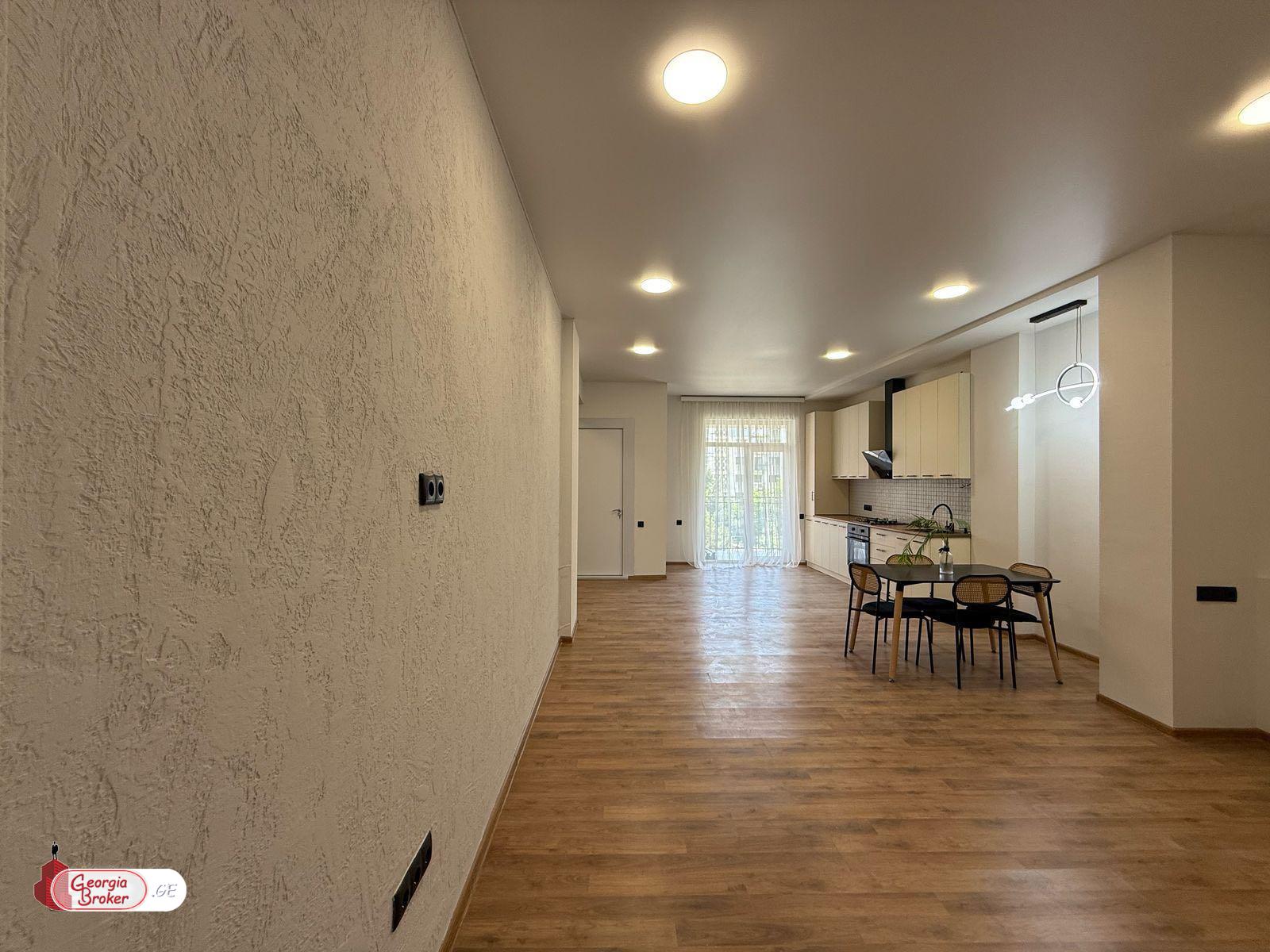 nearly repaired 3-room apartment for sale