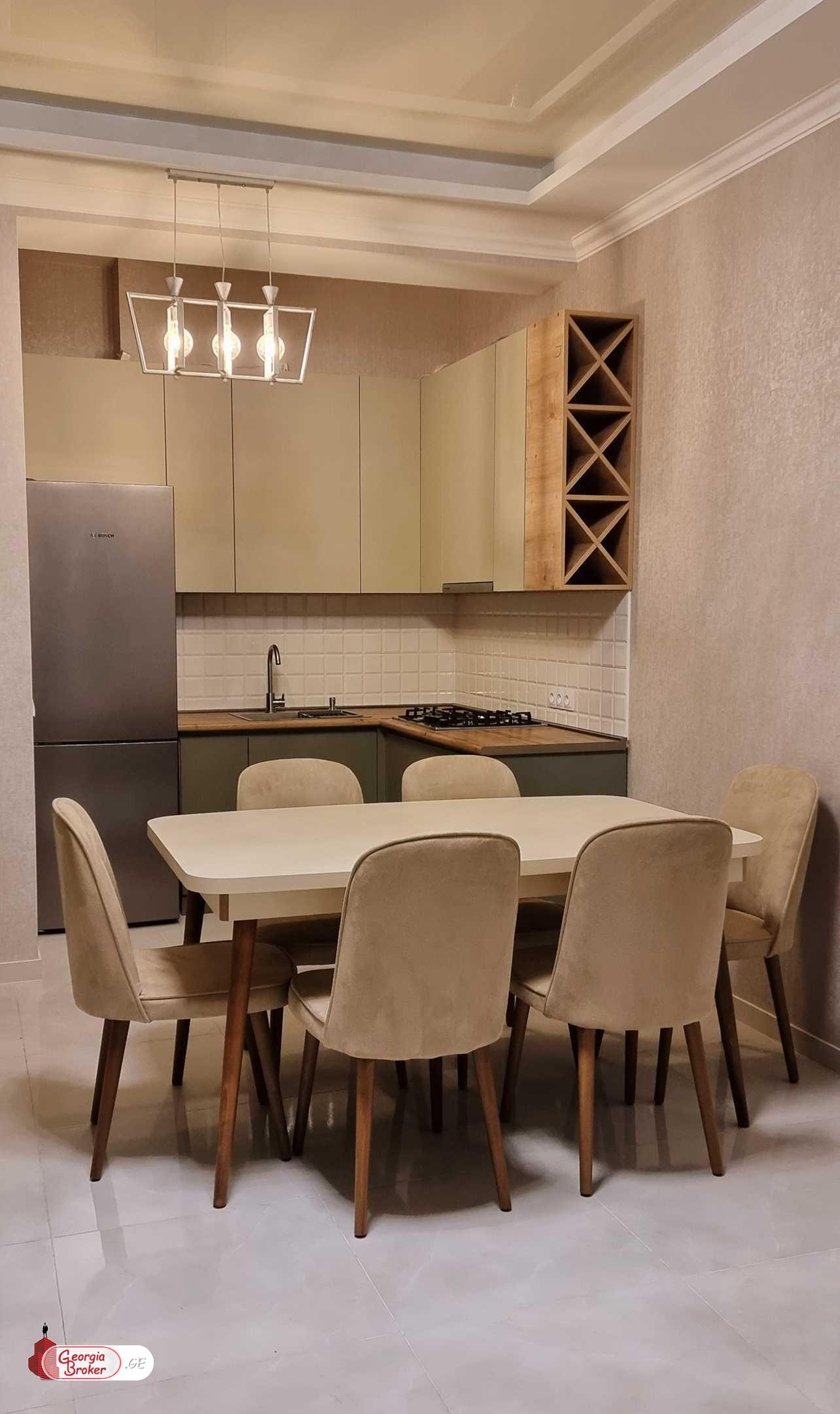 продается квартира с новым ремонтом 3-комнаты