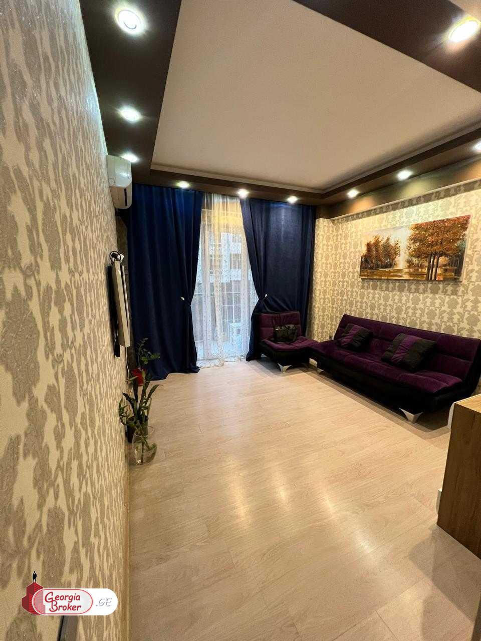 იყიდება ახალი გარემონტებული 4 ოთახიანი ბინა