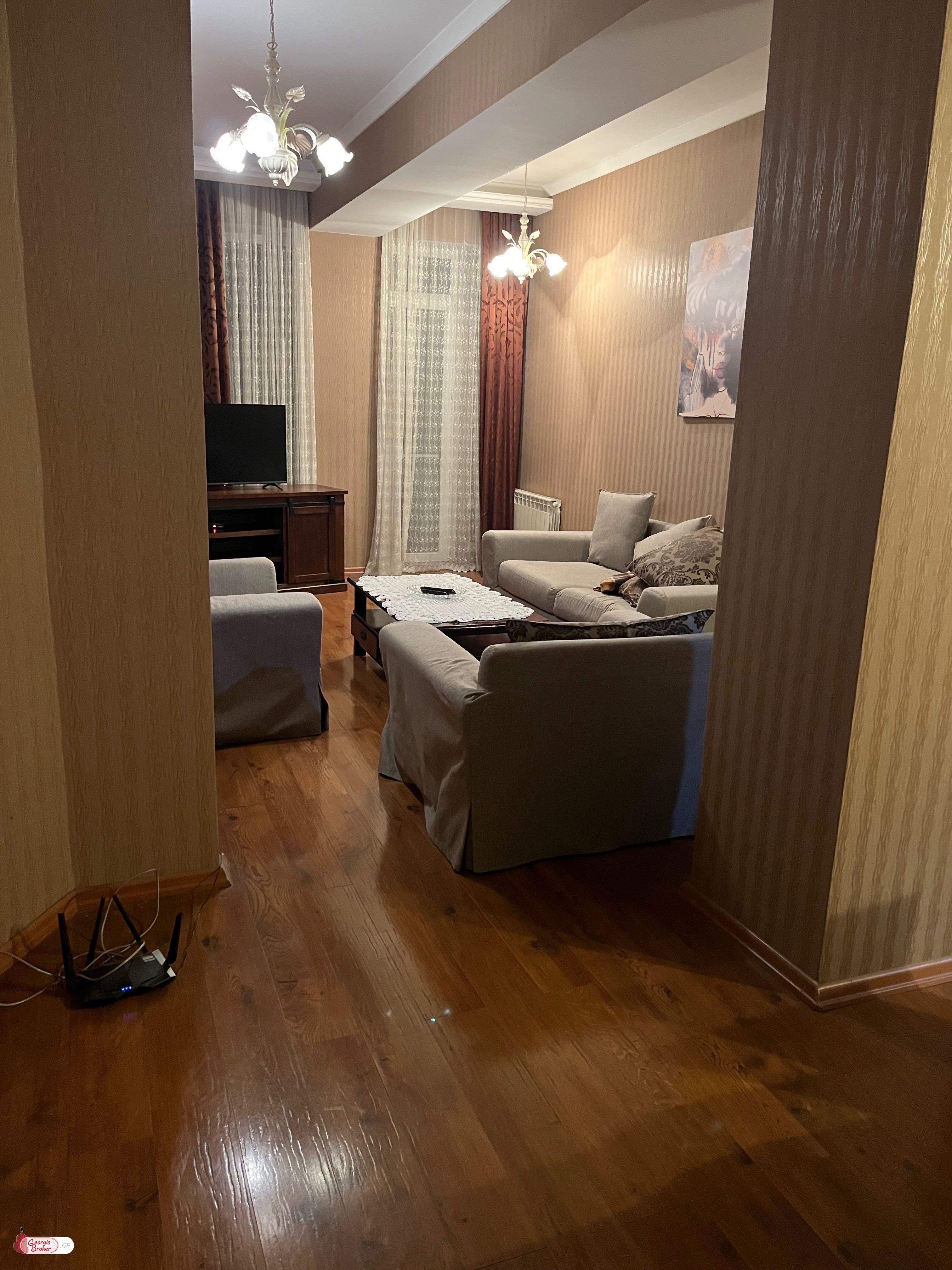 nearly repaired 5-room apartment for sale