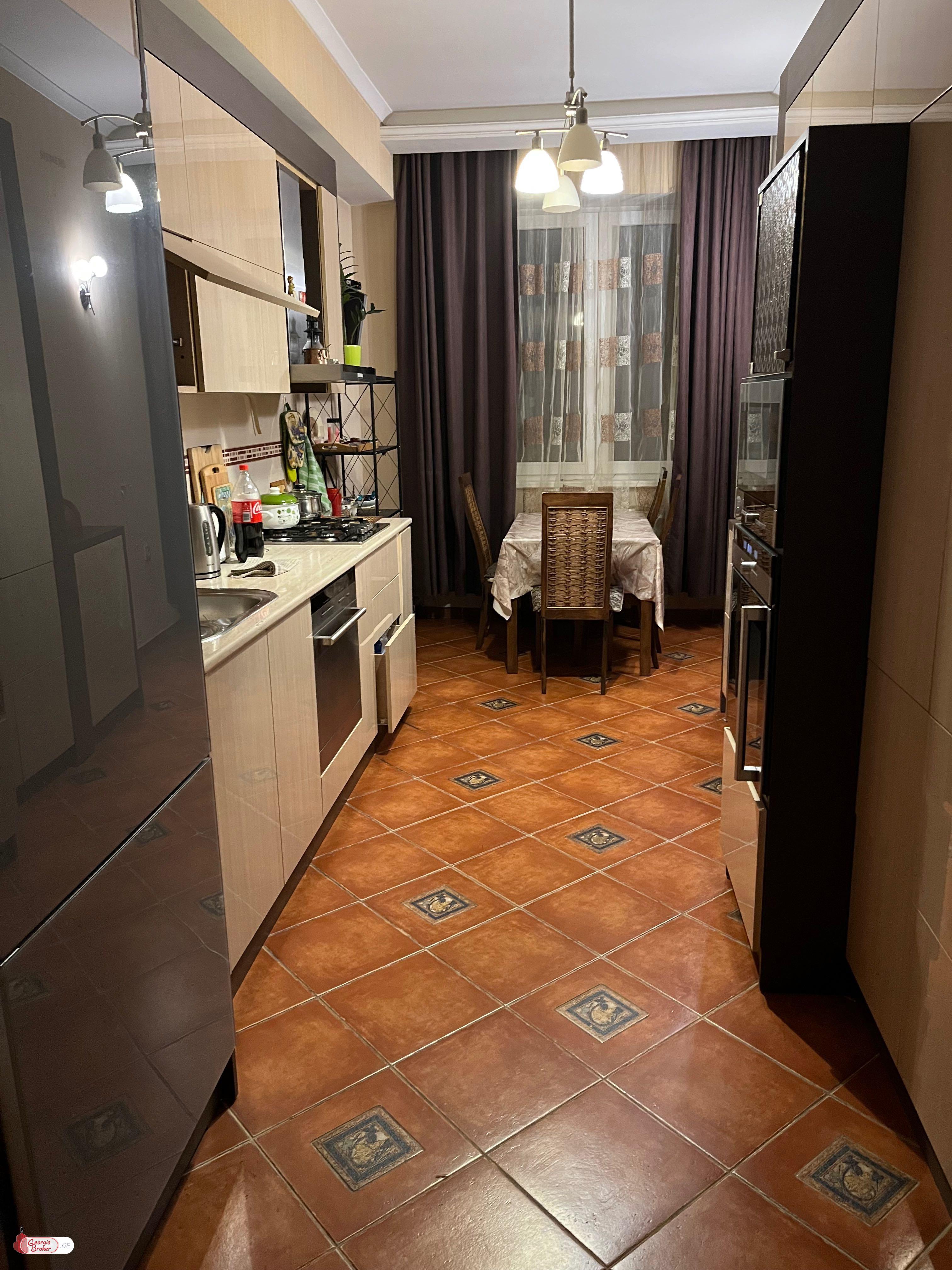 nearly repaired 5-room apartment for sale