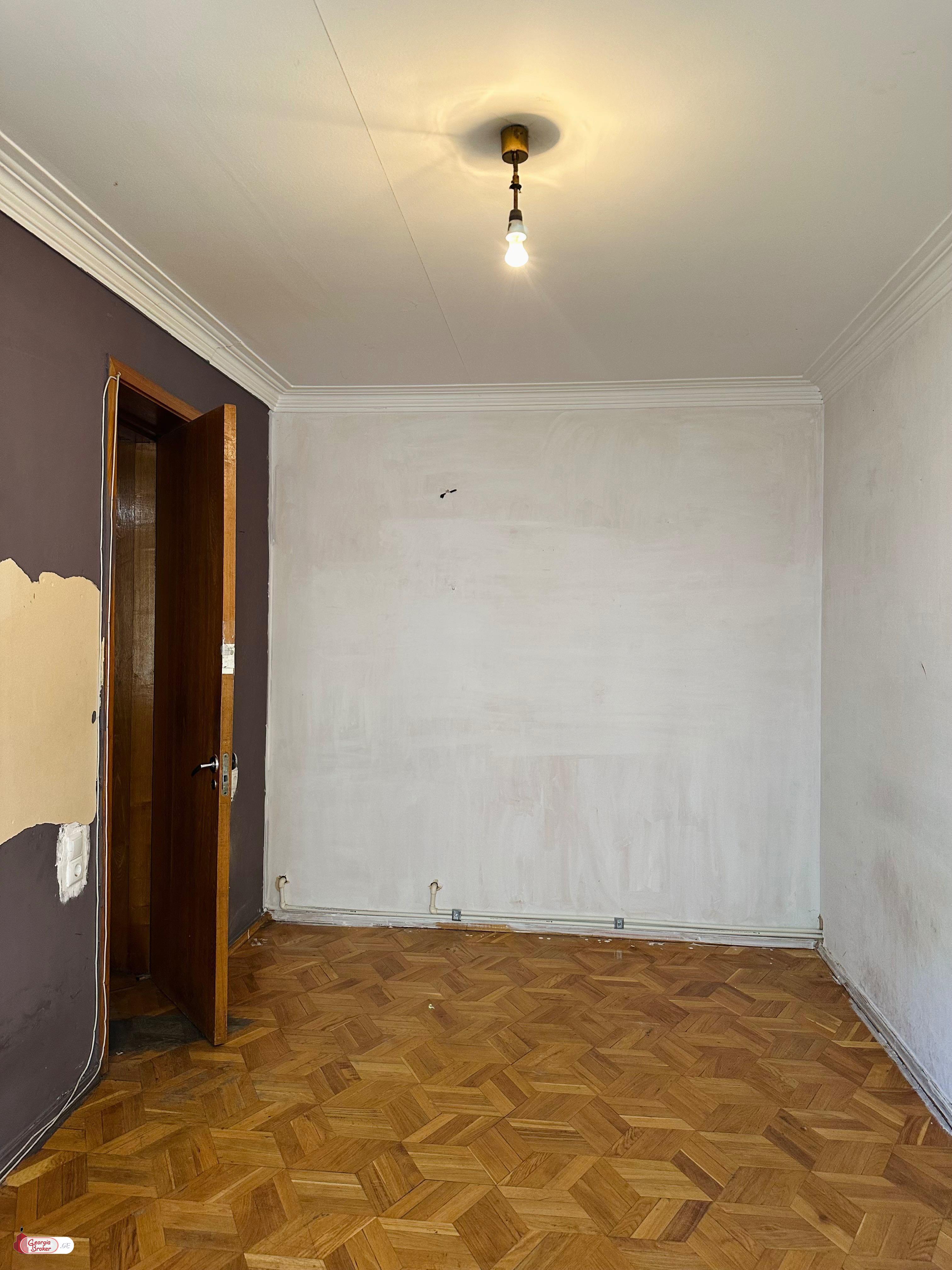 nearly repaired 4-room apartment for sale