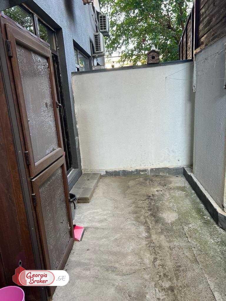 продается квартира с новым ремонтом 2-комнаты