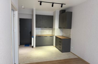 იყიდება ახალი გარემონტებული 2 ოთახიანი ბინა